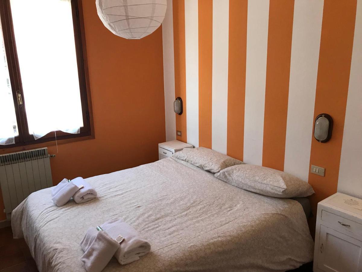 La Buca Delle Fate Ristorante Albergo ピエヴェペーラゴ エクステリア 写真